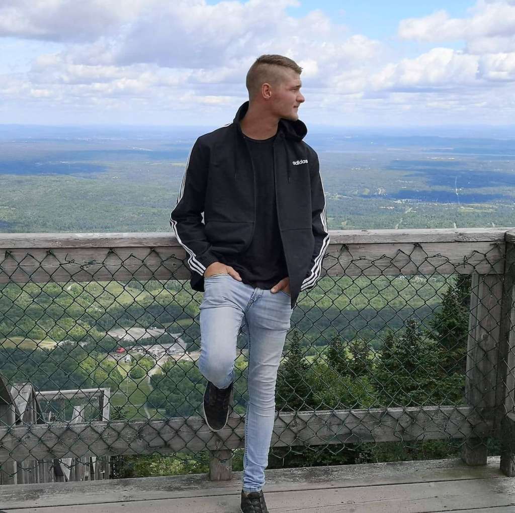 Joey Bilodeau, suspect du féminicide présumé survenu à Sherbrooke le samedi 31 mai 2025. PHOTO TIRÉE DU COMPTE FACEBOOK DE JOEY BILODEAU PHOTO TIRÉE DU COMPTE FACEBOOK DE JOEY BILODEAU